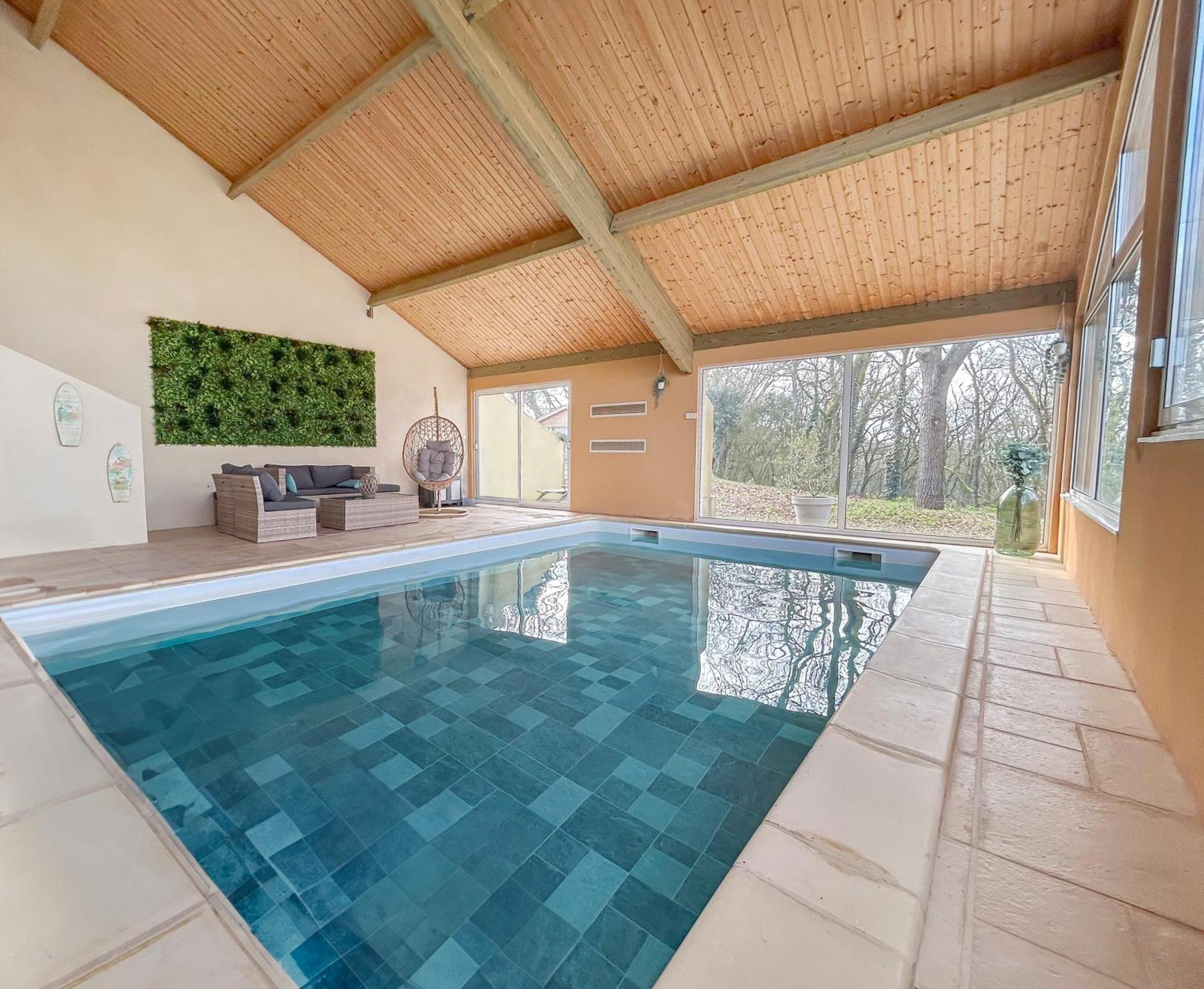 Gite L'Oree Des Buis, Piscine Privatisable Vouille  ภายนอก รูปภาพ